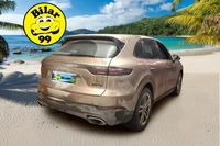 Porsche Cayenne vaihtoauto