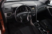 Hyundai i30 5d vaihtoauto