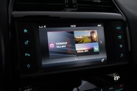 Jaguar XE vaihtoauto