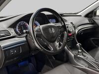 Honda Accord vaihtoauto