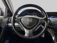 Honda Accord vaihtoauto