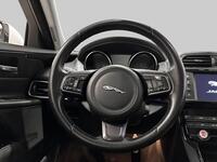 Jaguar XE vaihtoauto