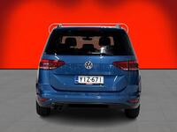 Volkswagen Touran vaihtoauto