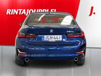 BMW 330 vaihtoauto