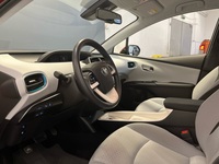 Toyota Prius Plug-in vaihtoauto