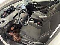 Peugeot 208 vaihtoauto