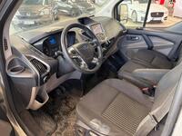 Ford Tourneo Custom vaihtoauto