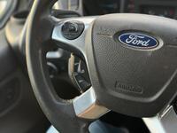 Ford Tourneo Custom vaihtoauto