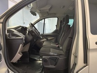 Ford Tourneo Custom vaihtoauto