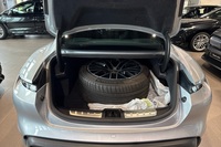 Porsche Taycan vaihtoauto