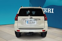 Toyota Land Cruiser vaihtoauto