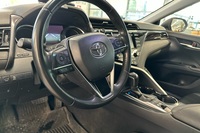 Toyota Camry vaihtoauto