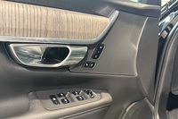 Volvo V90 Cross Country vaihtoauto
