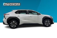 Toyota bZ4X vaihtoauto