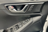 Hyundai IONIQ hybrid vaihtoauto