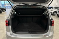 Volkswagen Golf Sportsvan vaihtoauto