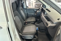 Ford Transit Courier vaihtoauto