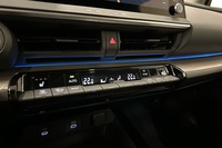 Toyota Prius Plug-in vaihtoauto