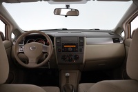 Nissan Tiida vaihtoauto