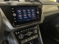 Volkswagen Touran vaihtoauto