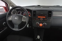Nissan Tiida vaihtoauto