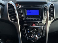 Hyundai i30 5d vaihtoauto