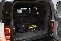 Land Rover Defender vaihtoauto