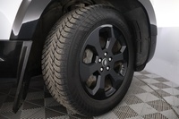 Land Rover Defender vaihtoauto