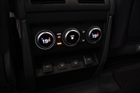 Land Rover Defender vaihtoauto