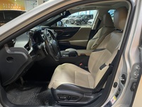 Lexus ES vaihtoauto