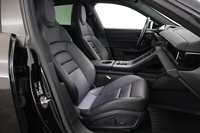 Porsche Taycan vaihtoauto