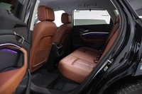 Audi Q8 e-tron vaihtoauto