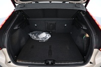 Volvo EC40 vaihtoauto