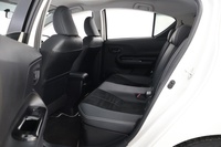 Toyota Aqua vaihtoauto