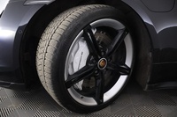 Porsche Taycan vaihtoauto