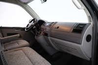 Volkswagen Caravelle vaihtoauto