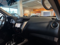 Nissan Navara vaihtoauto