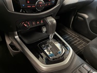 Nissan Navara vaihtoauto