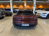 Porsche Taycan vaihtoauto