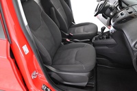 Ford Transit Courier vaihtoauto