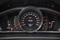 Volvo V40 Cross Country vaihtoauto