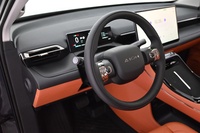 AION V vaihtoauto