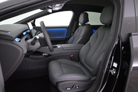 XPENG P7+ vaihtoauto
