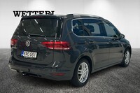 Volkswagen Touran vaihtoauto