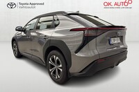 Toyota bZ4X vaihtoauto