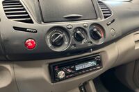 Mitsubishi L200 vaihtoauto