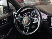 Porsche Cayenne vaihtoauto