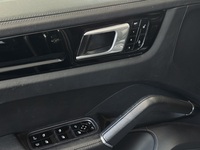 Porsche Cayenne vaihtoauto