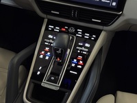 Porsche Cayenne vaihtoauto