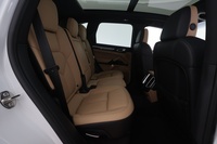 Porsche Cayenne vaihtoauto